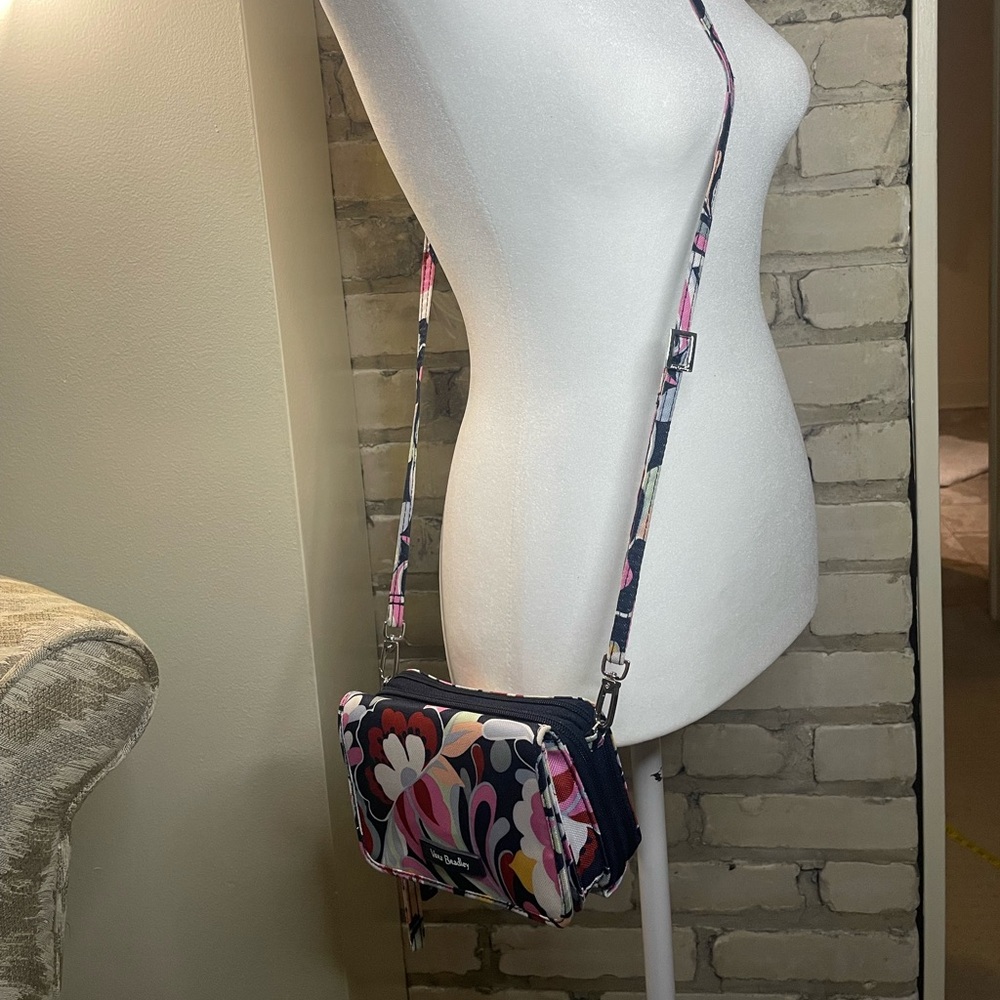 Vera Bradley  RFID 3 in 1 Handbag /Travel  Bag Crossbody, Wristlet,  Navy Floral - Picture 15 of 16
